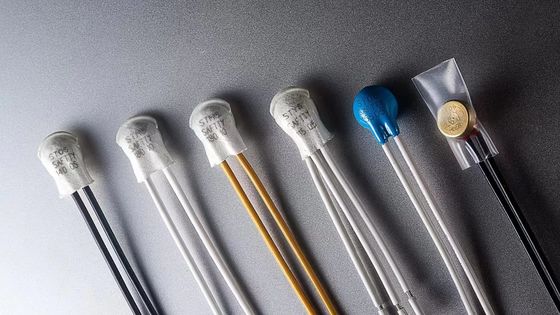 ST01 التبويب الحراري SO6 المتحكم في درجة الحرارة مع نطاق 50-250 درجة مئوية مغلق عادة أو مفتوح تلقائيًا أو إعادة ضبط يدويًا