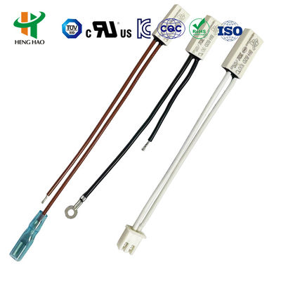 KSD9700 الترمستات ثنائي المعادن مع نطاق درجة الحرارة 0-250 درجة مئوية غلاف الباكليت والاتصال المغلق بشكل طبيعي للحماية الحرارية